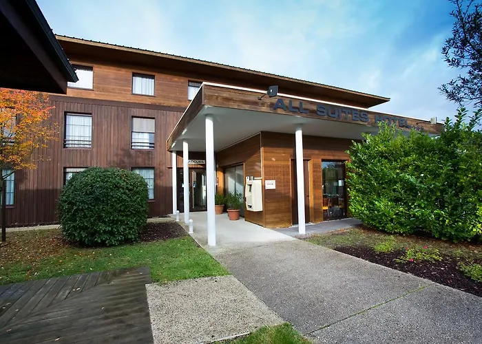 - Bassin D'arcachon Hotel