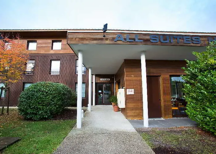 - Bassin D'arcachon Hotel