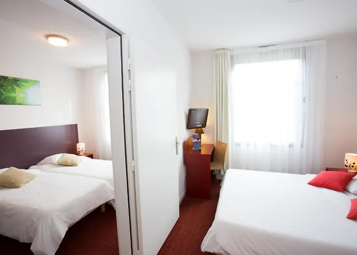 - Bassin D'arcachon Hotel