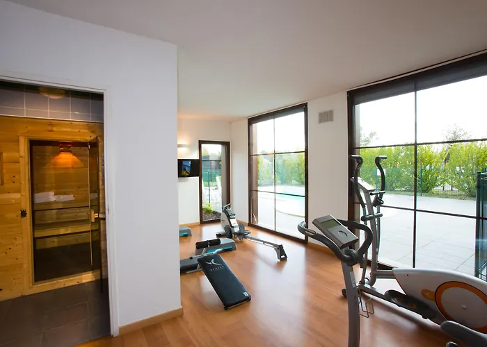 - Bassin D'arcachon Hotel 3*