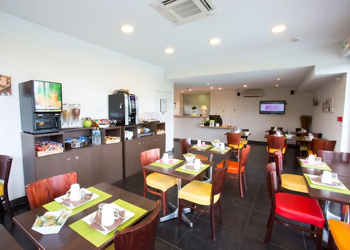 - Bassin D'arcachon Hotel 3*