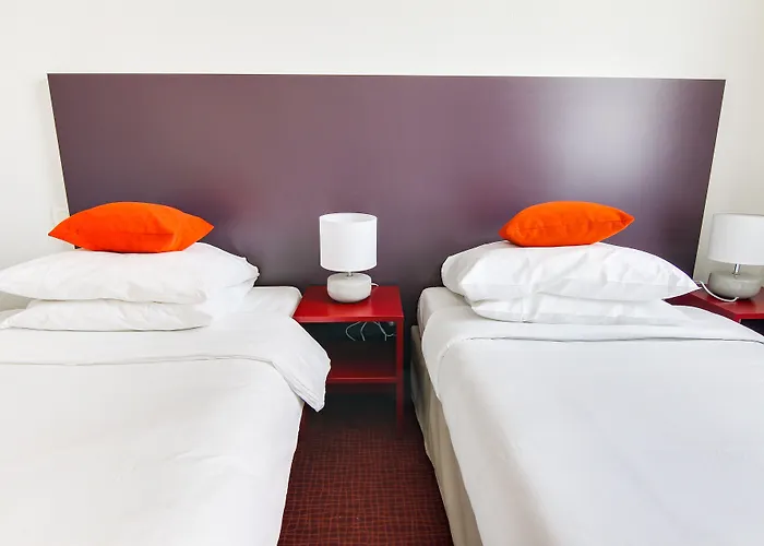 - Bassin D'arcachon Hotel